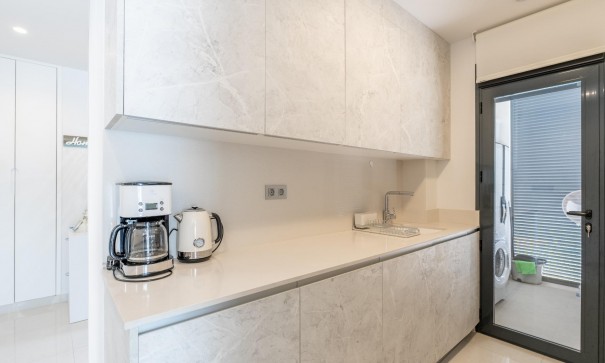 Revente - Appartement -
Torrevieja - Estacion de autobuses