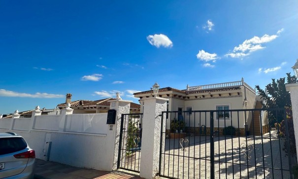 Venta - Chalet Independiente -
Bigastro - Comunidad valenciana