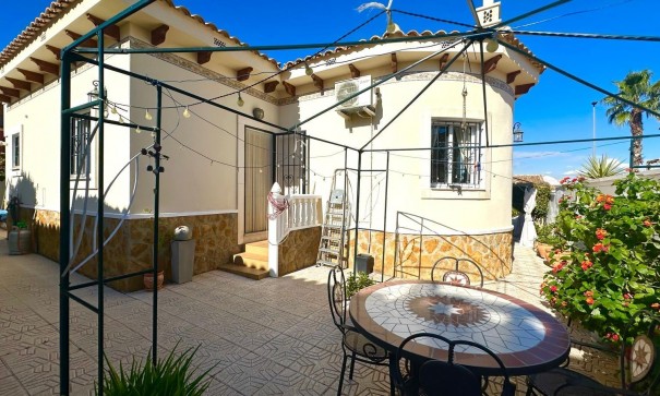 Venta - Chalet Independiente -
Bigastro - Comunidad valenciana