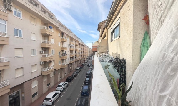 Revente - Appartement -
Torrevieja - Estacion de autobuses