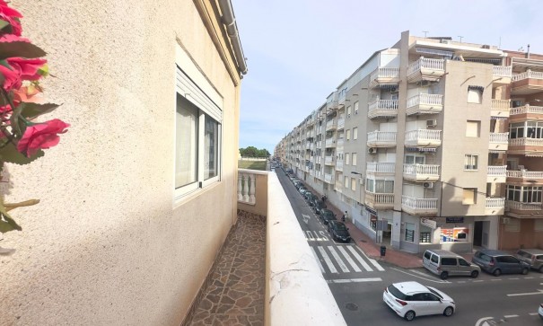 Revente - Appartement -
Torrevieja - Estacion de autobuses