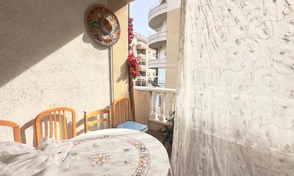 Revente - Appartement -
Torrevieja - Estacion de autobuses