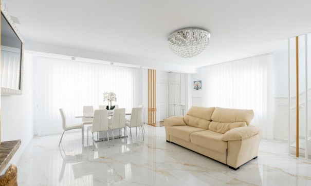 Revente - Maison de ville -
Torrevieja - Punta prima