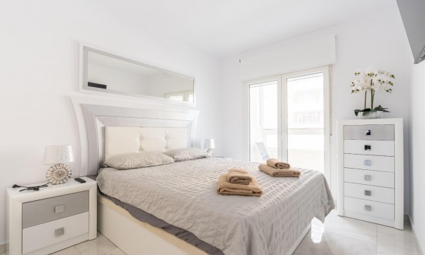 Revente - Maison de ville -
Torrevieja - Punta prima