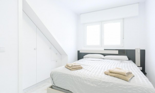 Revente - Maison de ville -
Torrevieja - Punta prima