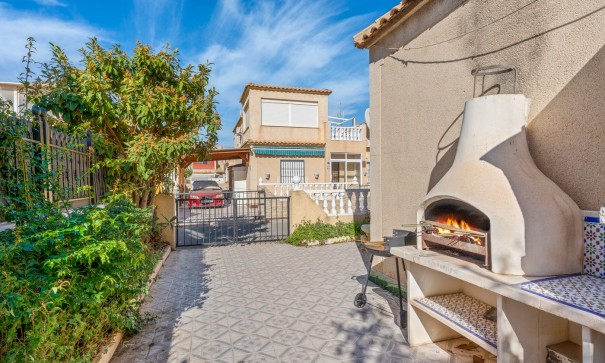 Revente - Maison de ville -
Torrevieja - La Siesta