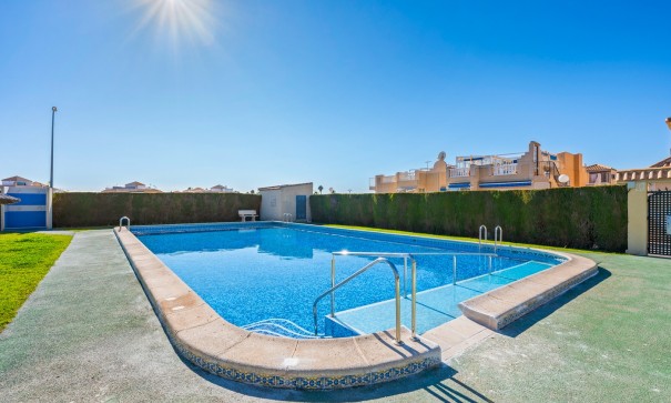 Revente - Maison de ville -
Torrevieja - La Siesta