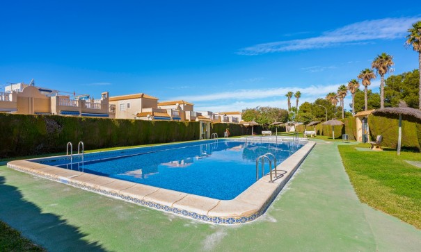 Revente - Maison de ville -
Torrevieja - La Siesta