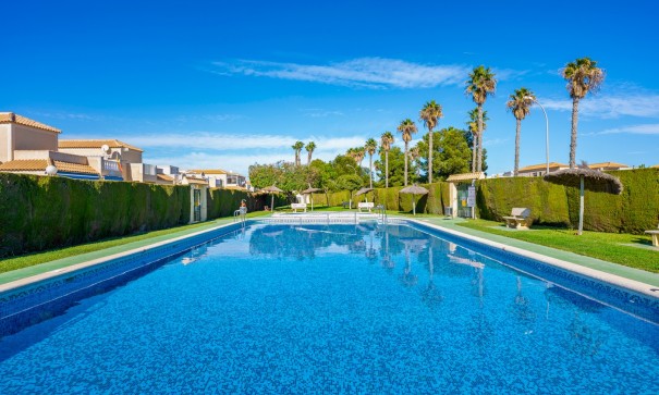 Revente - Maison de ville -
Torrevieja - La Siesta