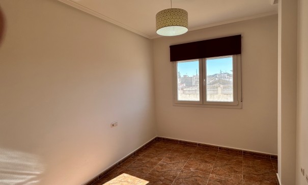 Revente - Appartement -
Jacarilla - pueblo