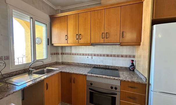 Revente - Appartement -
Jacarilla - pueblo