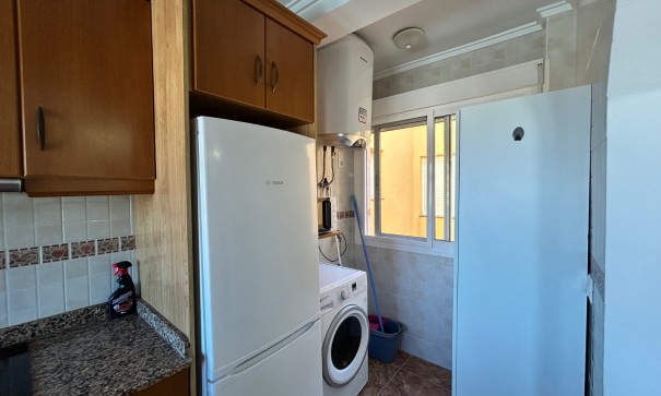 Revente - Appartement -
Jacarilla - pueblo