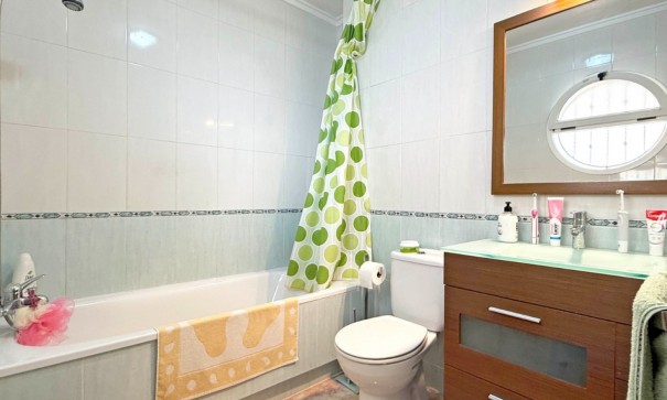 Återförsäljning - Radhus -
Orihuela Costa - Playa Flamenca