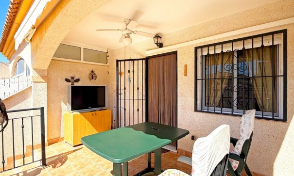 Återförsäljning - Radhus -
Orihuela Costa - Playa Flamenca