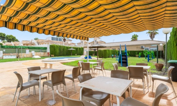 Revente - Maison de ville -
Orihuela Costa - Villamartín