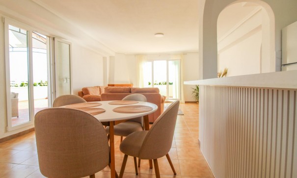 Revente - Appartement -
Torrevieja - Punta Prima