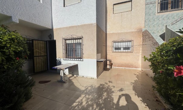 Venta - Apartamento piso -
Torrevieja - torreta III