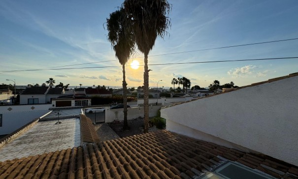 Resale - Freistehende Villa -
Torrevieja - San luis