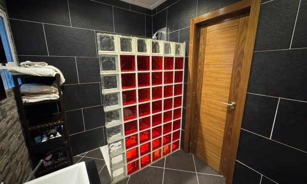 Resale - Freistehende Villa -
Torrevieja - San luis