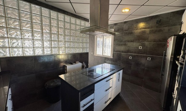 Resale - Freistehende Villa -
Torrevieja - San luis