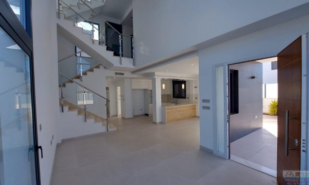 Revente - Villa -
Torrevieja - Los Balcones