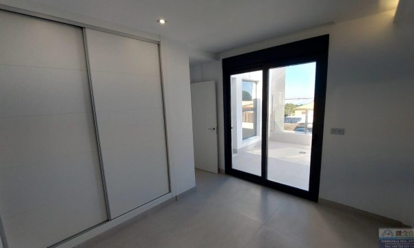 Revente - Villa -
Torrevieja - Los Balcones