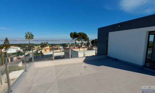Revente - Villa -
Torrevieja - Los Balcones
