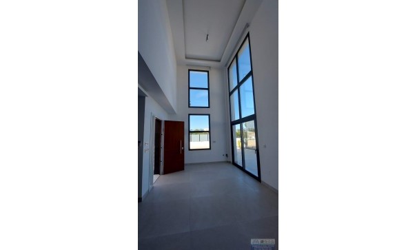 Revente - Villa -
Torrevieja - Los Balcones