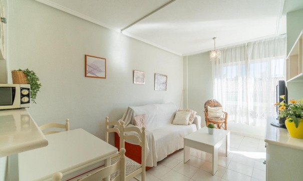 Herverkoop - Apartement Flat -
Torrevieja - Los Frutales