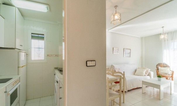 Herverkoop - Apartement Flat -
Torrevieja - Los Frutales