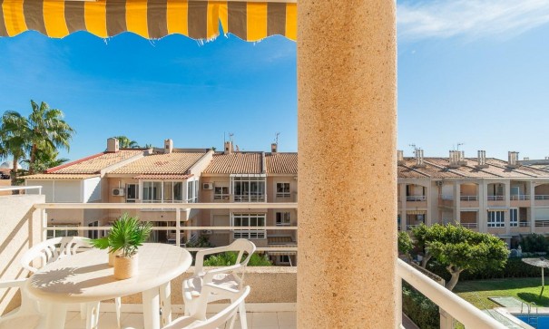 Herverkoop - Apartement Flat -
Torrevieja - Los Frutales