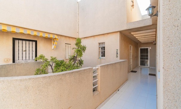 Herverkoop - Apartement Flat -
Torrevieja - Los Frutales