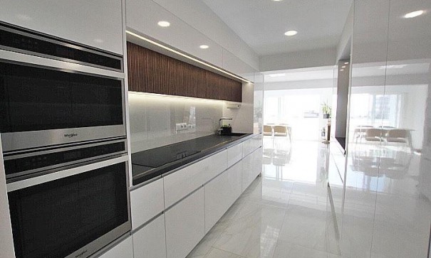 Revente - Appartement -
Torrevieja - torrevieja