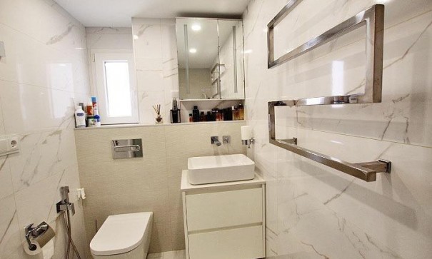 Revente - Appartement -
Torrevieja - torrevieja