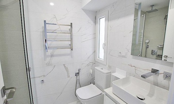 Revente - Appartement -
Torrevieja - torrevieja