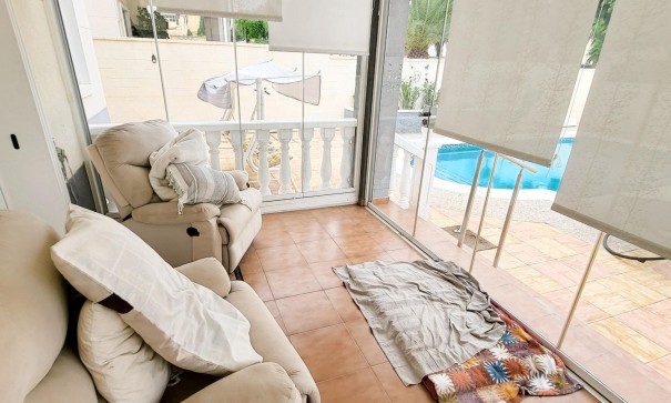 Herverkoop - Vrijstaande Villa -
Aspe