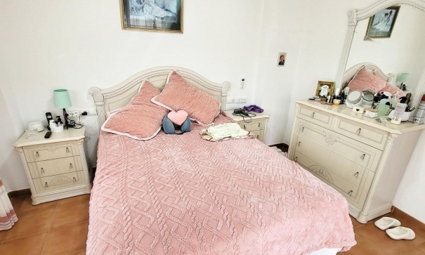 Herverkoop - Vrijstaande Villa -
Aspe