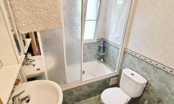 Herverkoop - Vrijstaande Villa -
Aspe