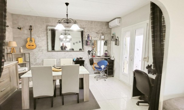 Herverkoop - Stadswoning -
Casas del Señor