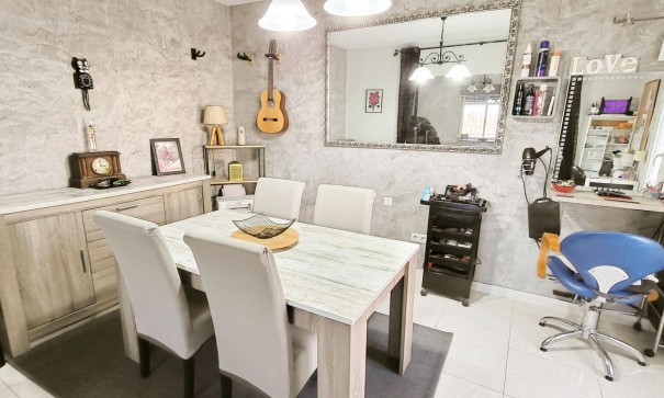 Herverkoop - Stadswoning -
Casas del Señor