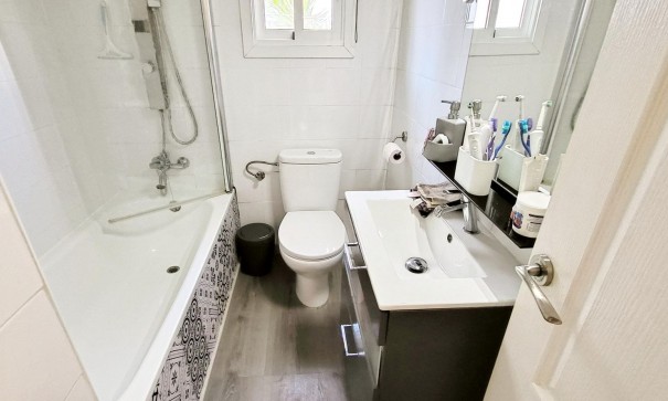 Herverkoop - Stadswoning -
Casas del Señor