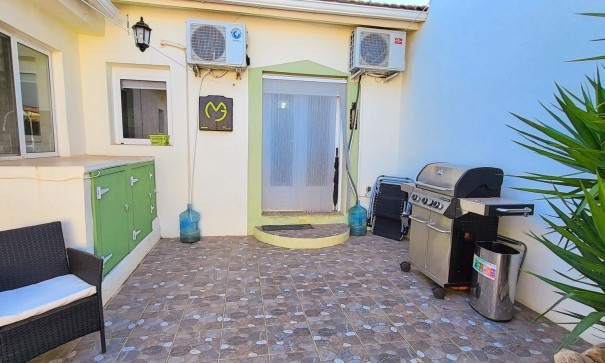 Herverkoop - Stadswoning -
Casas del Señor