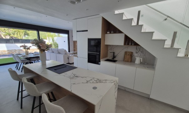 Herverkoop - Halfvrijstaande villa -
Santiago de La Ribera - Santiago de La Ribera - Town