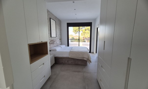 Herverkoop - Halfvrijstaande villa -
Santiago de La Ribera - Santiago de La Ribera - Town