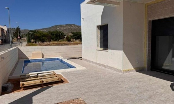 Obra Nueva - Villa adosada -
La Romana