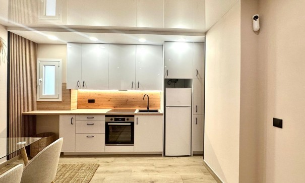 Herverkoop - Apartement Flat -
Torrevieja - Centro