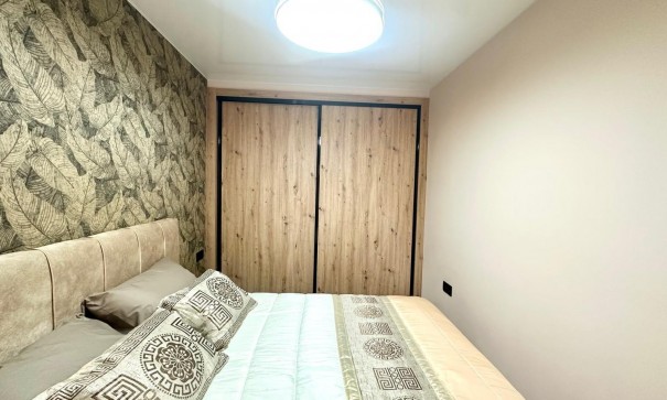 Herverkoop - Apartement Flat -
Torrevieja - Centro