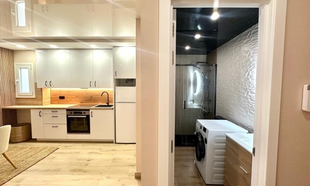 Herverkoop - Apartement Flat -
Torrevieja - Centro