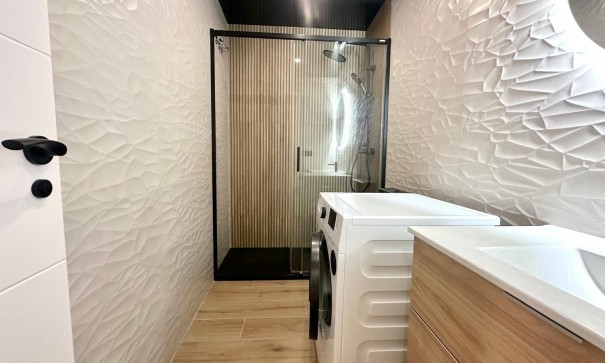 Herverkoop - Apartement Flat -
Torrevieja - Centro