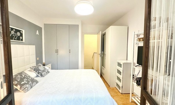 Herverkoop - Apartement Flat -
Torrevieja - Estacion de autobuses